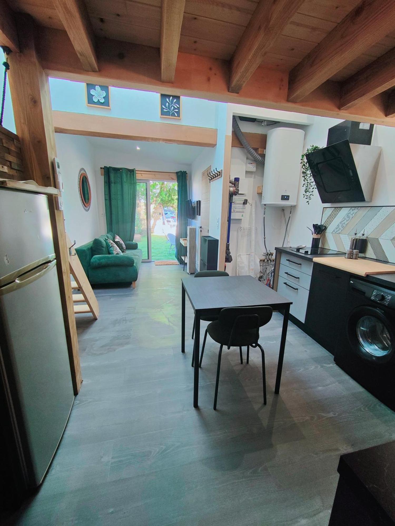 Tiny House Avec Jardin Et Acces Piscine Chauffee Vila Saint-Médard-en-Jalles Exterior foto