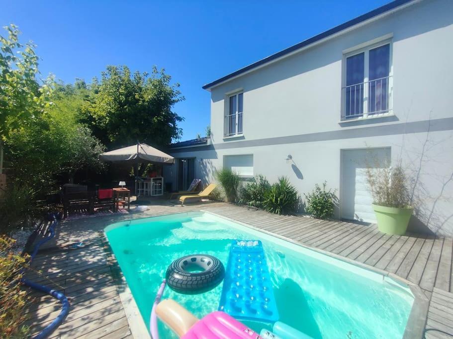 Tiny House Avec Jardin Et Acces Piscine Chauffee Vila Saint-Médard-en-Jalles Exterior foto